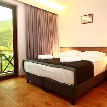 Hotel Tsesi Bagian luar foto