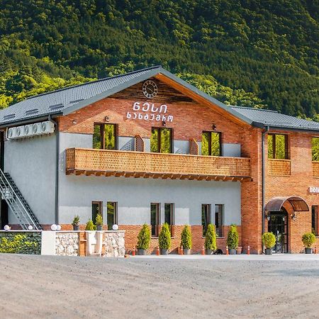 Hotel Tsesi Bagian luar foto